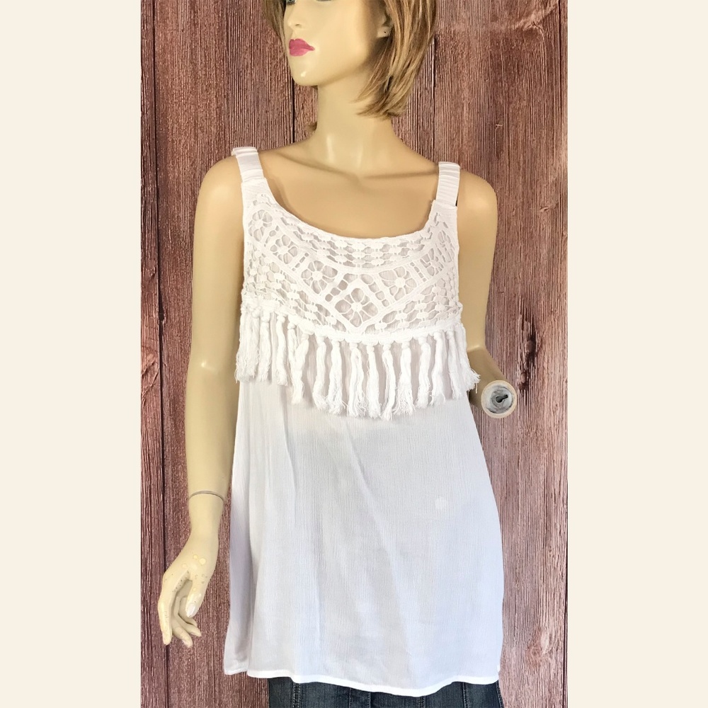 Studio West Apparel Top Fringe Large